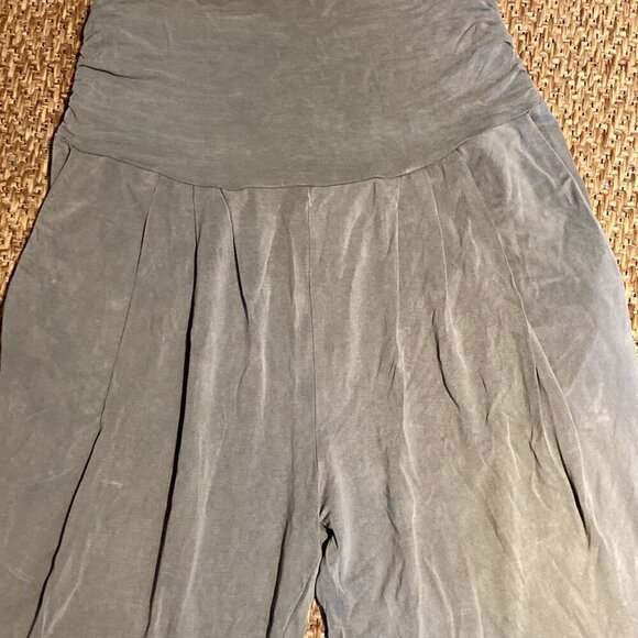 Lululemon Into Something Good Pant-Size 2 - Picture 9 of 16